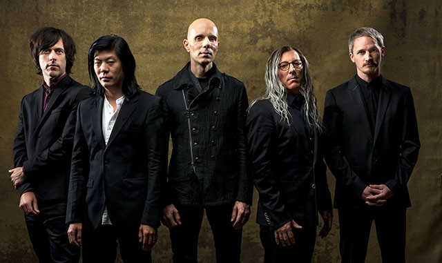 A Perfect Circle sort un clip pour la chanson So Long, And Thanks For All The Fish