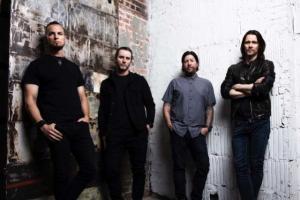 Alter Bridge sort une lyric vidéo pour son nouveau single Take The Crown