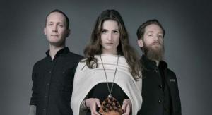 Cellar Darling partage une lyric vidéo pour sa chanson Love