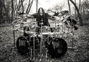 Joey Jordison parle de son nouveau groupe Sinsaenum et de sa santé