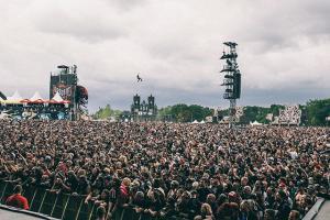 Le Hellfest complet en 2 heures