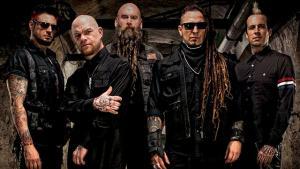 Le batteur de Five Finger Death Punch quitte officiellement le groupe