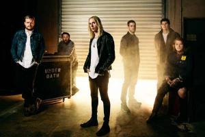 Underoath partage une version acoustique de A Boy Brushed Red Living In Black And White