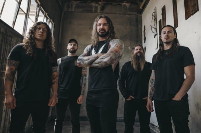 As I Lay Dying publie une vidéo live de sa chanson Confined