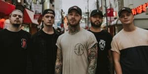 Aviana : « Nous avons toujours voulu que notre musique sonne comme un coup de poing en plein visage »