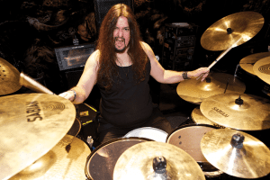 Gene Hoglan est très optimiste au sujet du retour de Dethklok