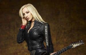 Nita Strauss travaille sur son deuxième album solo