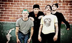 Red Hot Chili Peppers : Josh Klinghoffer révèle comment il a découvert qu&rsquo;il avait été remplacé