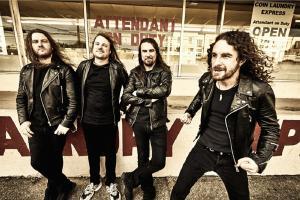Airbourne diffuse un clip vidéo pour sa chanson Backseat Boogie