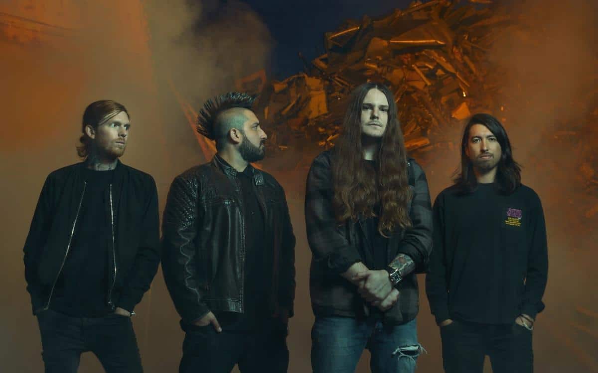 Stream complet de Earthandsky par Of Mice & Men