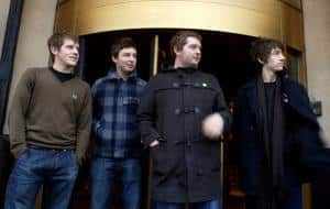 L&rsquo;ancien bassiste de Arctic Monkeys a pensé au suicide après son départ du groupe de Rock
