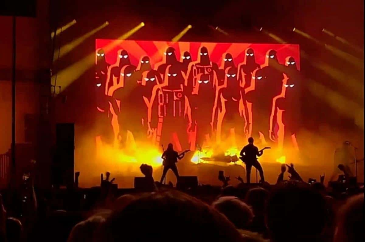 Dethklok : le concert stoppé net après le déclenchement des alarmes incendie