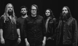Darkest Hour et le guitariste Michael « Lonestar » Carrigan se séparent