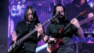 10 chansons Metal & Rock qui sont excellentes et qui durent plus de 9 minutes