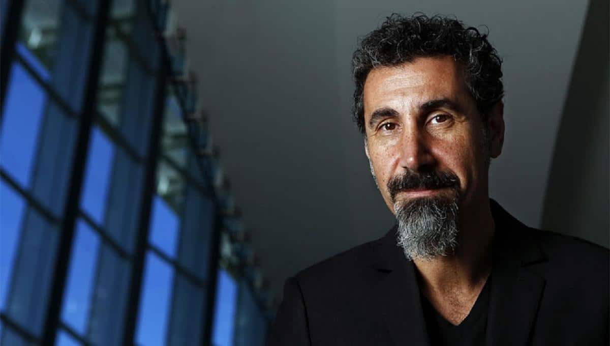 Serj Tankian de System Of A Down : « Nous n&rsquo;avons jamais essayé de plaire au grand public »