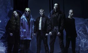 Regardez Code Orange jouer dans une salle vide pour la sortie de Underneath