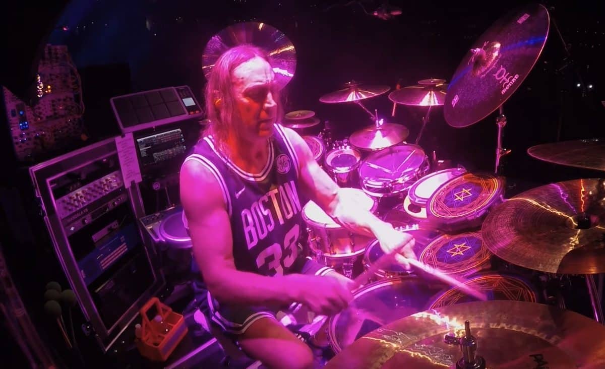 Danny Carey comprend l&rsquo;intense « curiosité » des fans de Tool