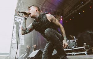 Le frontman de Carnifex déclare que le groupe de Deathcore a perdu plus de 250 000 dollars suite à l&rsquo;annulation de sa tournée