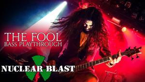Regardez le bassiste de Fleshgod Apocalypse jouer The Fool