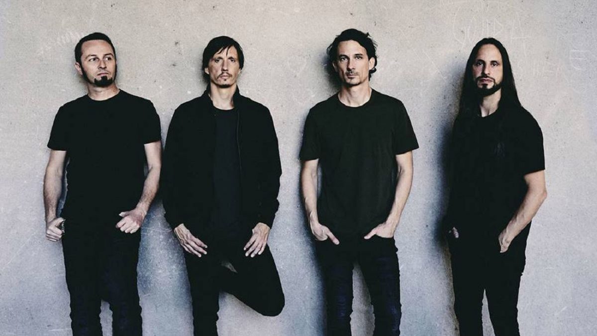 Regardez Gojira jouer Pray en live aux Red Docks !