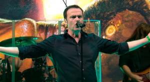 Regardez Blind Guardian interpréter une nouvelle chanson en live, Violent Shadows