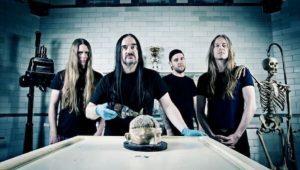 « On nous a souvent pris pour du bruit » ; Jeff Walker parle du parcours atypique de Carcass