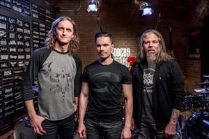 L&rsquo;ancien batteur de Lamb Of God, Chris Adler, est le juge vedette de l&rsquo;émission Shredders Of Metal de Banger TV (vidéo)