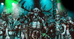 “On est justement dans un pays où on est censé en avoir le droit !” : Gwar défend sa liberté artistique après des menaces de mort