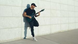 Intervals dévoile un nouveau single, mnemonic, avant sa tournée avec TesseracT