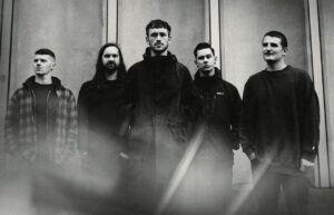 Regardez Palm Reader jouer un excellent concert dans le K! Pit