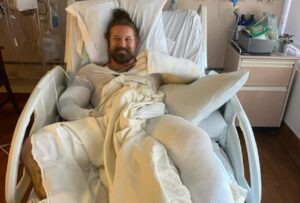 Le frontman de As I Lay Dying, Tim Lambesis, a subi des brûlures sur 25% de son corps lors d&rsquo;un accident
