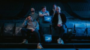 Landmvrks dévoile Suffocate (avec Bertrand Poncet de Chunk! No, Captain Chunk!)