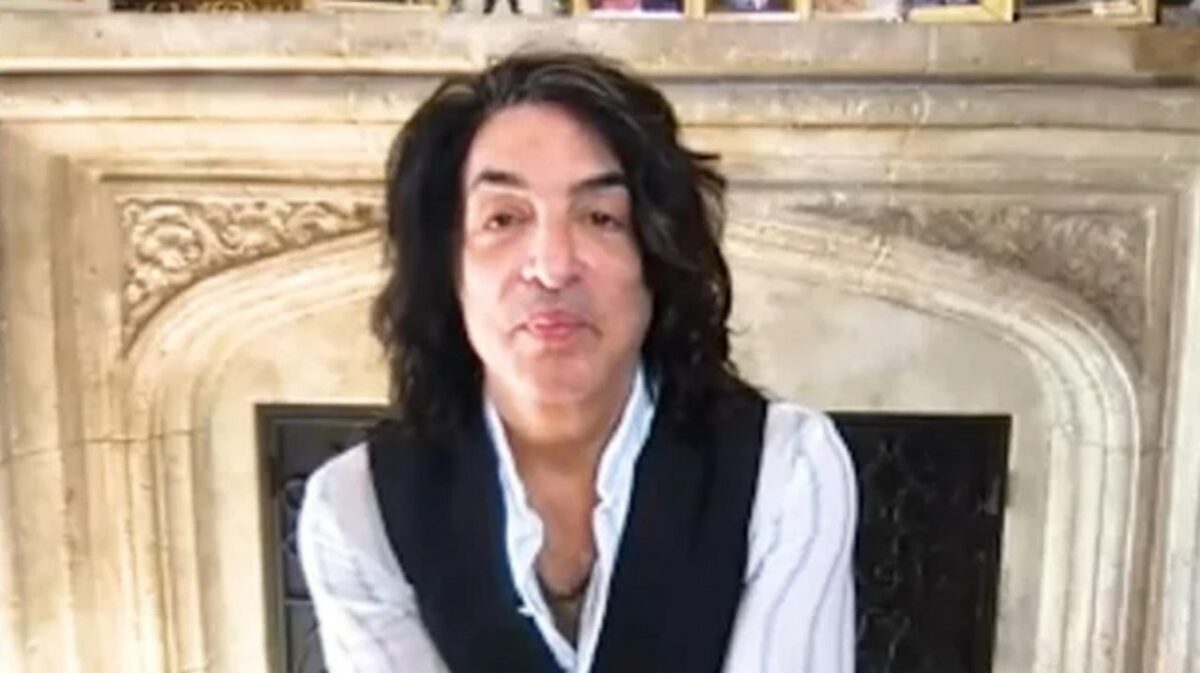 Paul Stanley de Kiss défend son droit à partager ses opinions politiques : « J&rsquo;exprime mes opinions en tant que fier citoyen de mon pays »