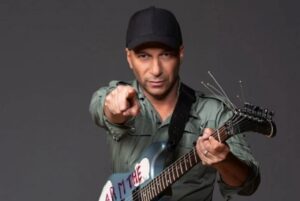 Tom Morello de Rage Against The Machine dit que Scorpions a écrit des « chansons misogynes »