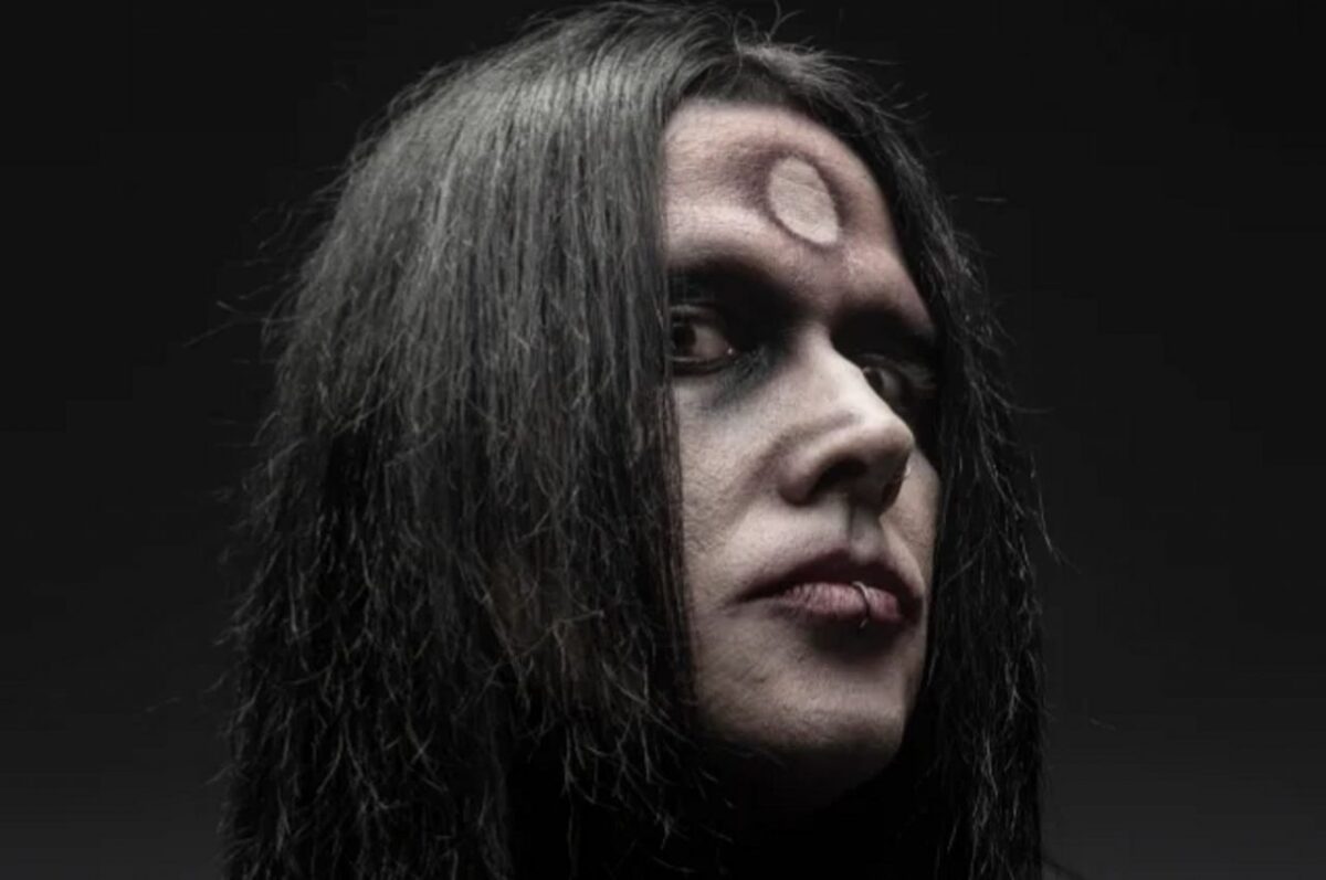 Wednesday 13 sur les allégations d&rsquo;abus concernant son « grand ami » Marilyn Manson : « Il est innocent jusqu&rsquo;à preuve du contraire »