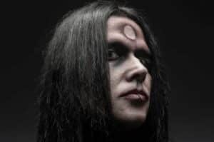 Wednesday 13 sur les allégations d&rsquo;abus concernant son « grand ami » Marilyn Manson : « Il est innocent jusqu&rsquo;à preuve du contraire »