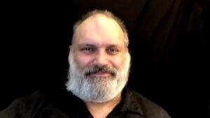 Blaze Bayley ne se soucie pas d&rsquo;être détesté par certains fans de Iron Maiden : « J&rsquo;espère qu&rsquo;ils me détesteront toujours »