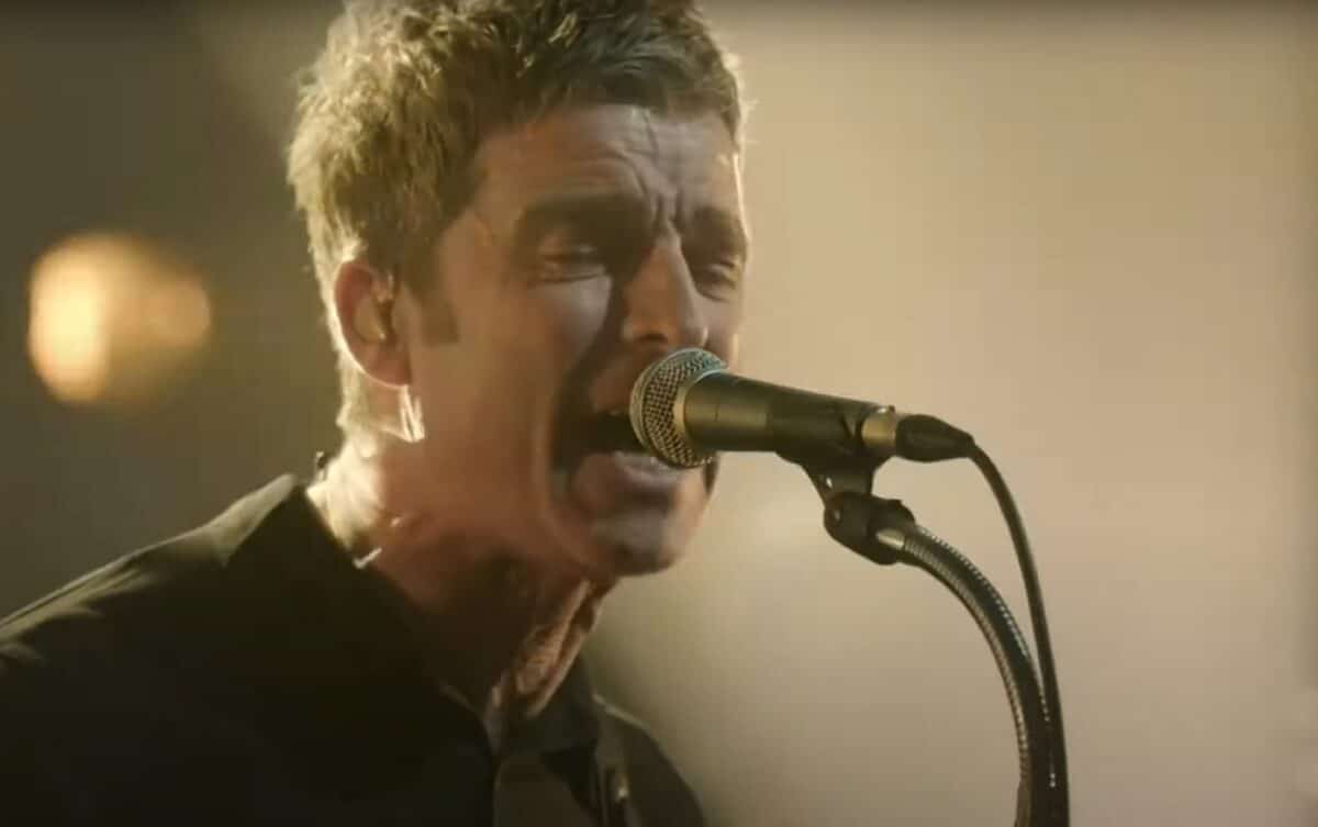 Noel Gallagher (Oasis) dit que The 1975 n&rsquo;est pas du « Rock » : « C&rsquo;est de la m*rde »