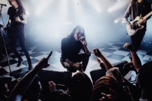 Bad Omens publie un EP live & l&rsquo;intégralité des titres en vidéo !