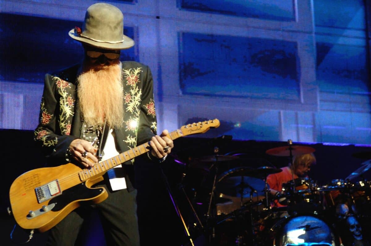 “Aucune raison de lever le pied” : ZZ Top ajoute encore des concerts en 2026