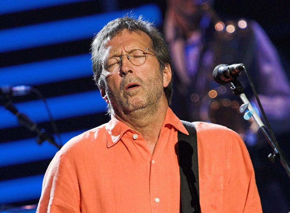 Eric Clapton accuse le magazine Rolling Stone de mener une « campagne de dénigrement » à son encontre