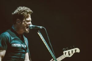 Metallica : Jason Newsted à propos de Nothing Else Matters, « Cette chanson d&rsquo;amour a fait tomber les murs les plus tenaces »