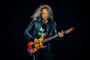 Metallica : une guitare jouée par Kirk Hammett pour saluer Black Sabbath est mise aux enchères