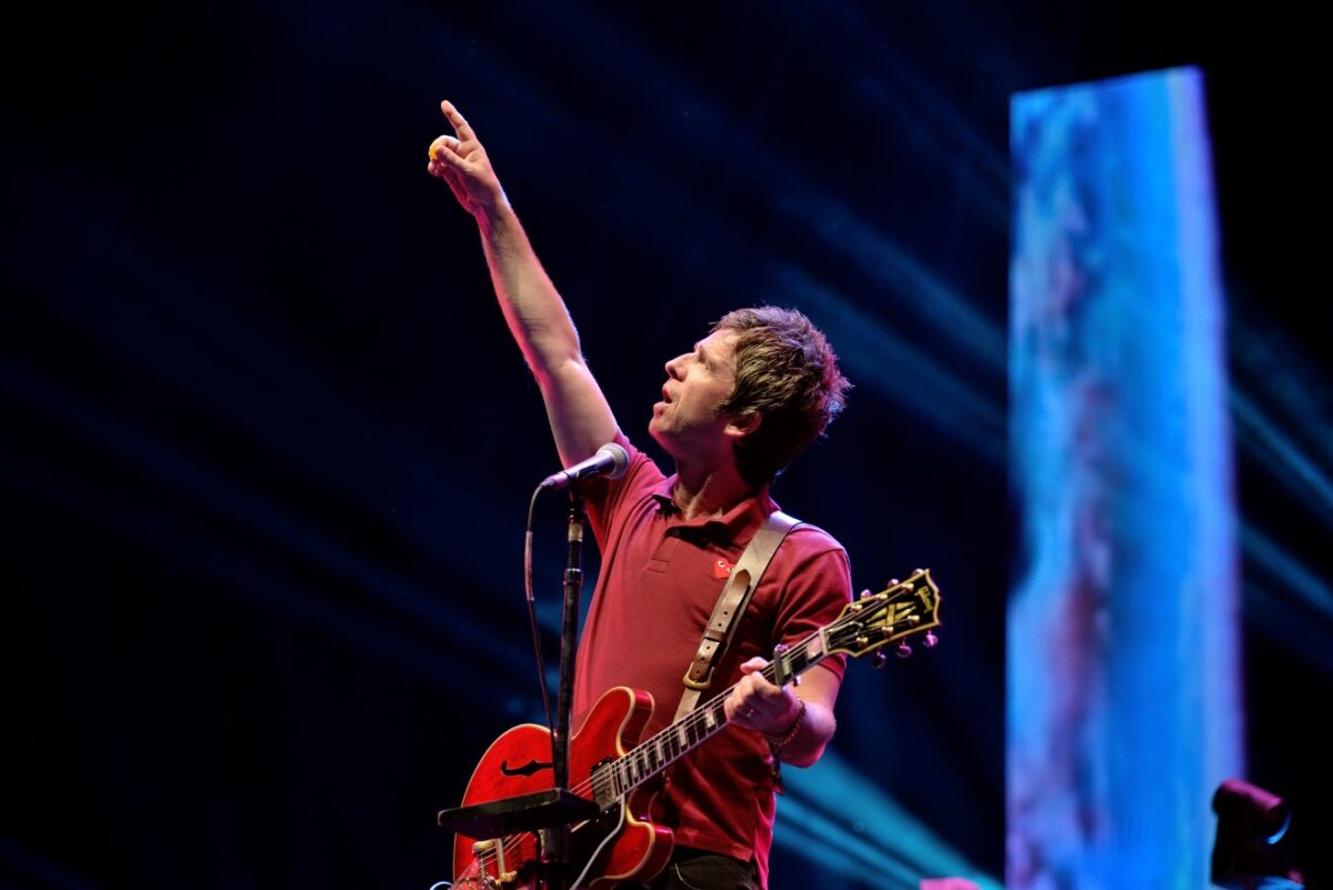 Réunion d&rsquo;Oasis : Les frères Gallagher enterrent la hache de guerre après 15 ans et annoncent une grande tournée au Royaume-Uni et en Irlande