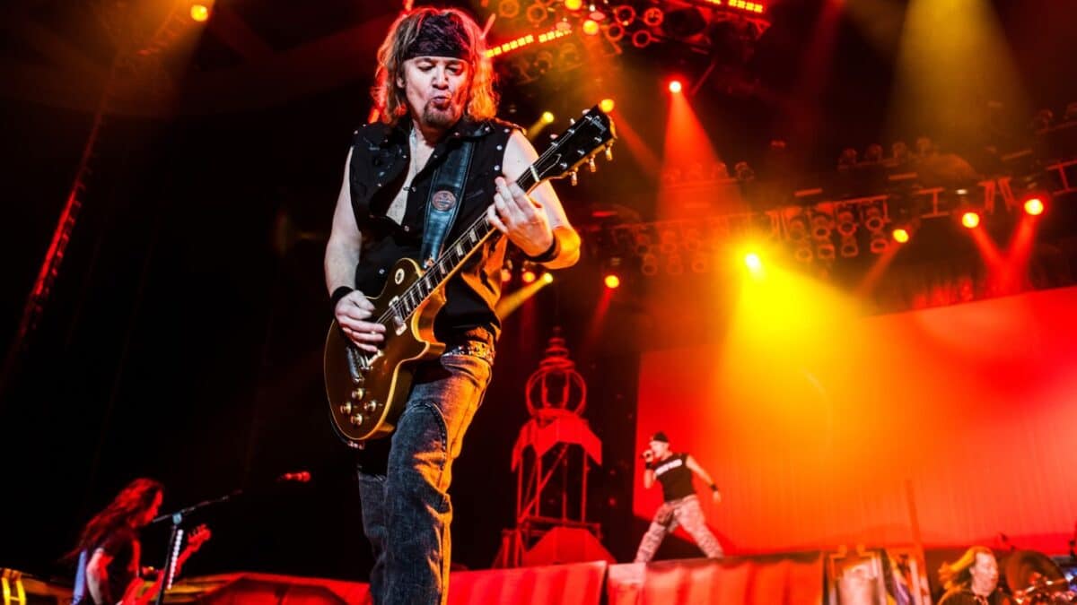 Iron Maiden : Adrian Smith perd sa maison dans les incendies de Californie