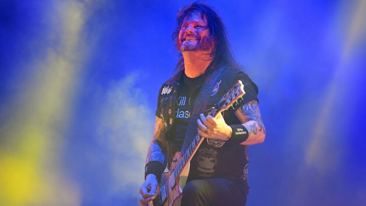 Gary Holt, de Slayer, fait l&rsquo;éloge de Taylor Swift et qualifie Beyoncé de « surestimée »