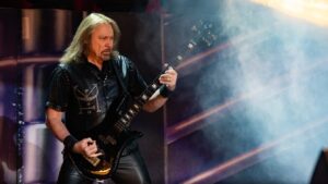 “Personne n’est irremplaçable” : Ian Hill imagine Judas Priest sans Rob Halford