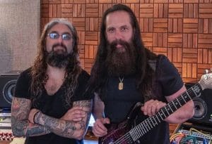 « C&rsquo;est vraiment excitant » ; John Petrucci de Dream Theater à propos du retour de Mike Portnoy dans le groupe