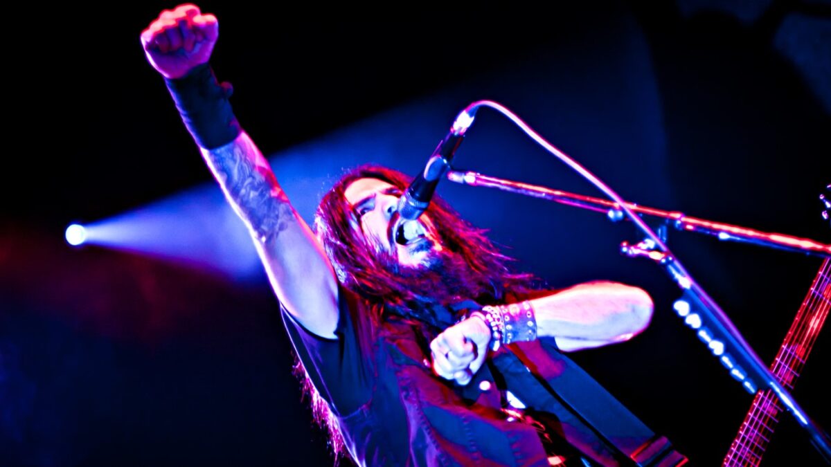 Robb Flynn de Machine Head reçoit toujours des menaces de mort pour avoir dénoncé le racisme dans le Metal !