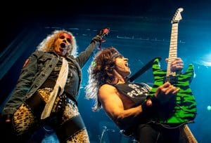 Steel Panther publie un nouveau single, hymne des années 80, 1987